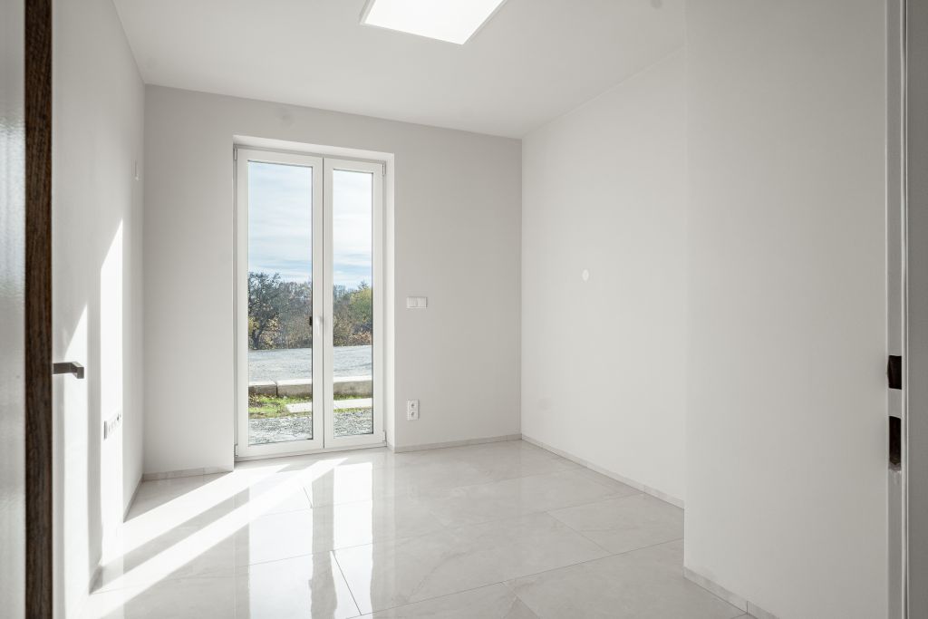 4462105_5_pokoj.jpg